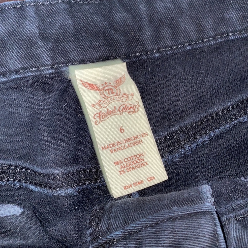 Faded Glory Ripped Jeans - Picture 3 of 5